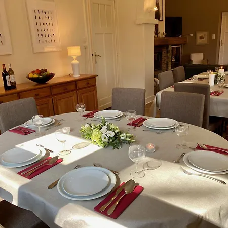 Le Clos Des Tilleuls - De Charme Avec Piscine Au Coeur De La Nature Feriehus Libin